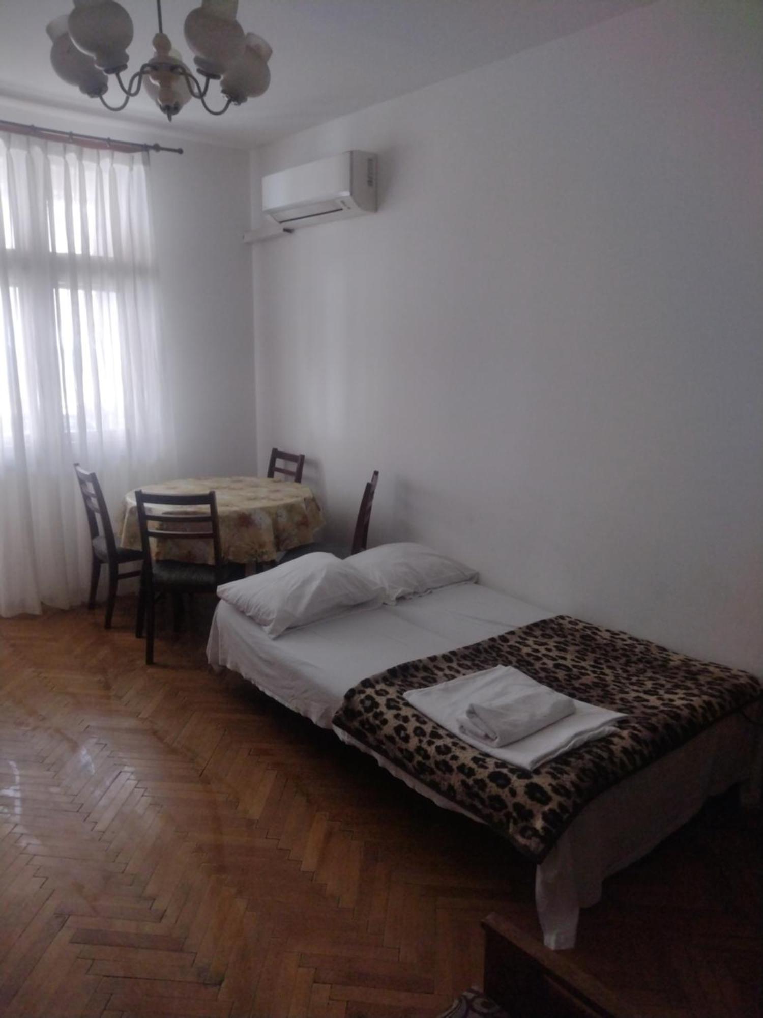 Ferienwohnung 27 Юли 3 Бюджет Warna Exterior foto